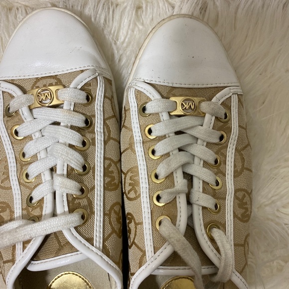 Michael Kors espadrille sneakers - Picture 2 of 5